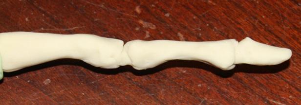 Sculpey Skeleton finger wand